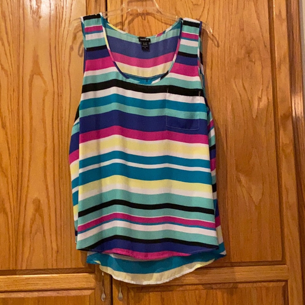 Sz 4 bright stripe top Torrid career casual tank